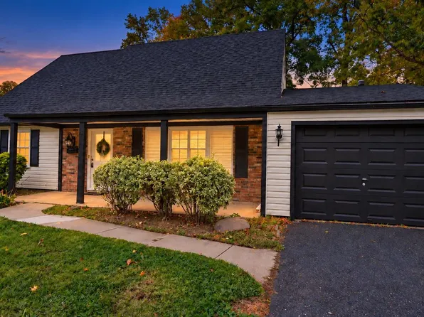 12 Elridge Pl, Willingboro, NJ 08046