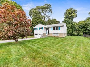 17 Feeney Rd, Ossining, NY 10562