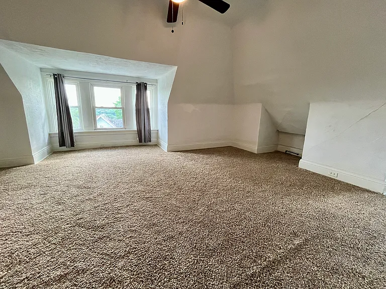 1413 Chelton Ave #2 — Photo 17