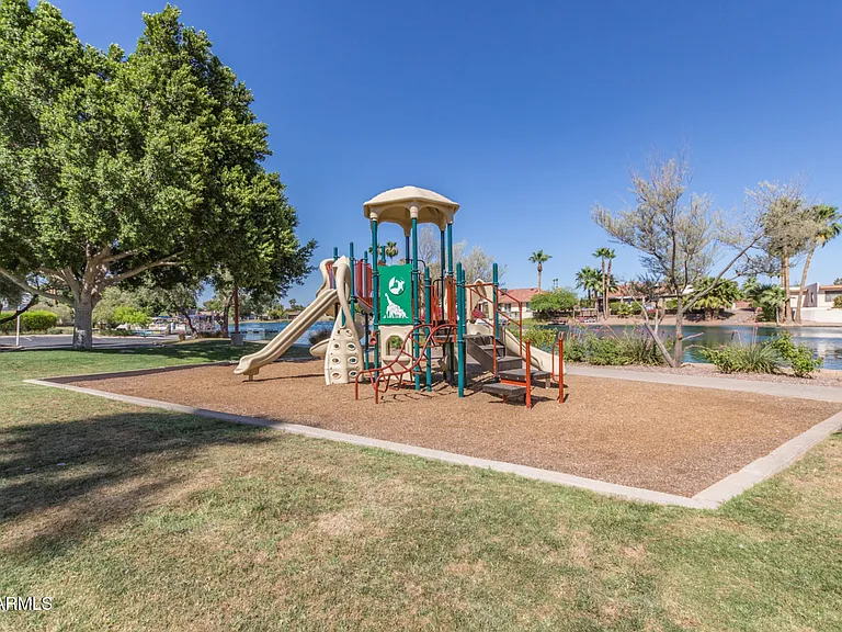 1347 W Lobo Ave — Photo 47