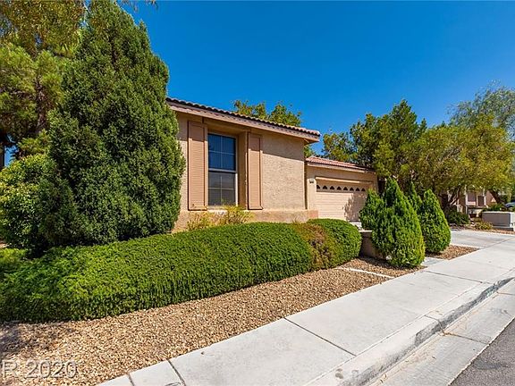 2nd image of 9252 Edgeworth Pl