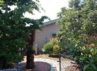 7711 44th Ave SW, Seattle, WA 98136