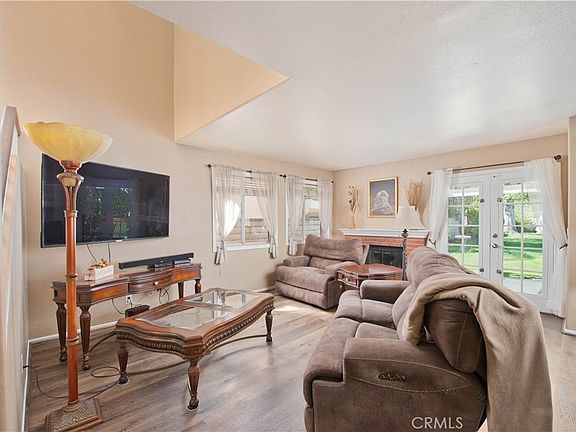 5th image of 25829 Blake Ct