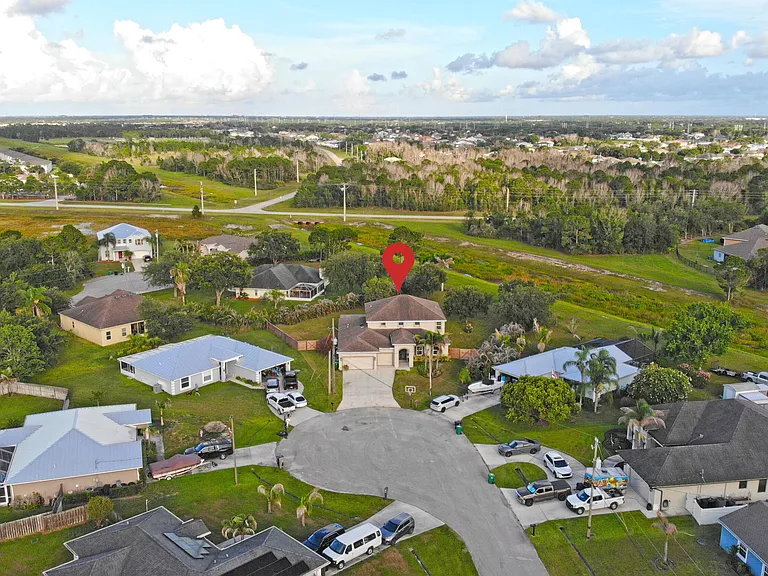 5648 NW Lorna Ct — Photo 51