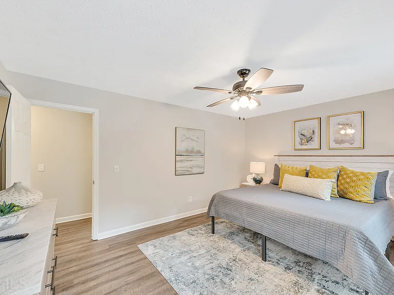 2304 Salt Springs Pl — Photo 18