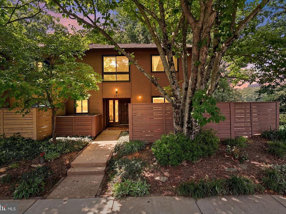 1st image of 11615 Hunters Green Ct