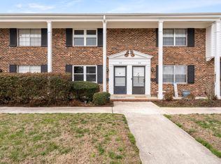 1002 Willow Dr APT 59, Chapel Hill, NC 27514
