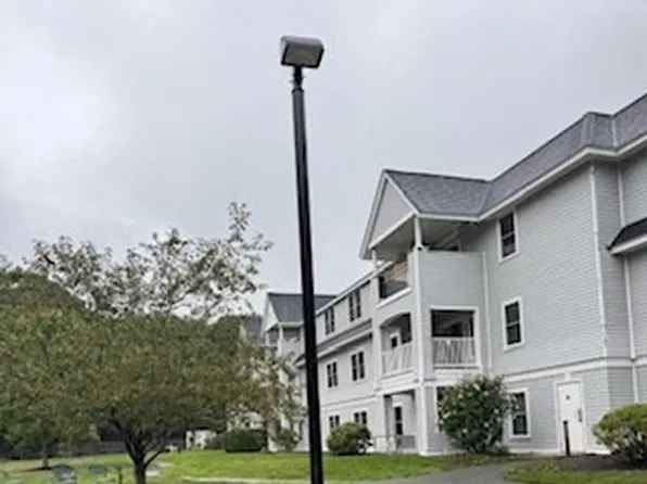 110 Dillingham Ave Unit 322, Falmouth, MA 02540