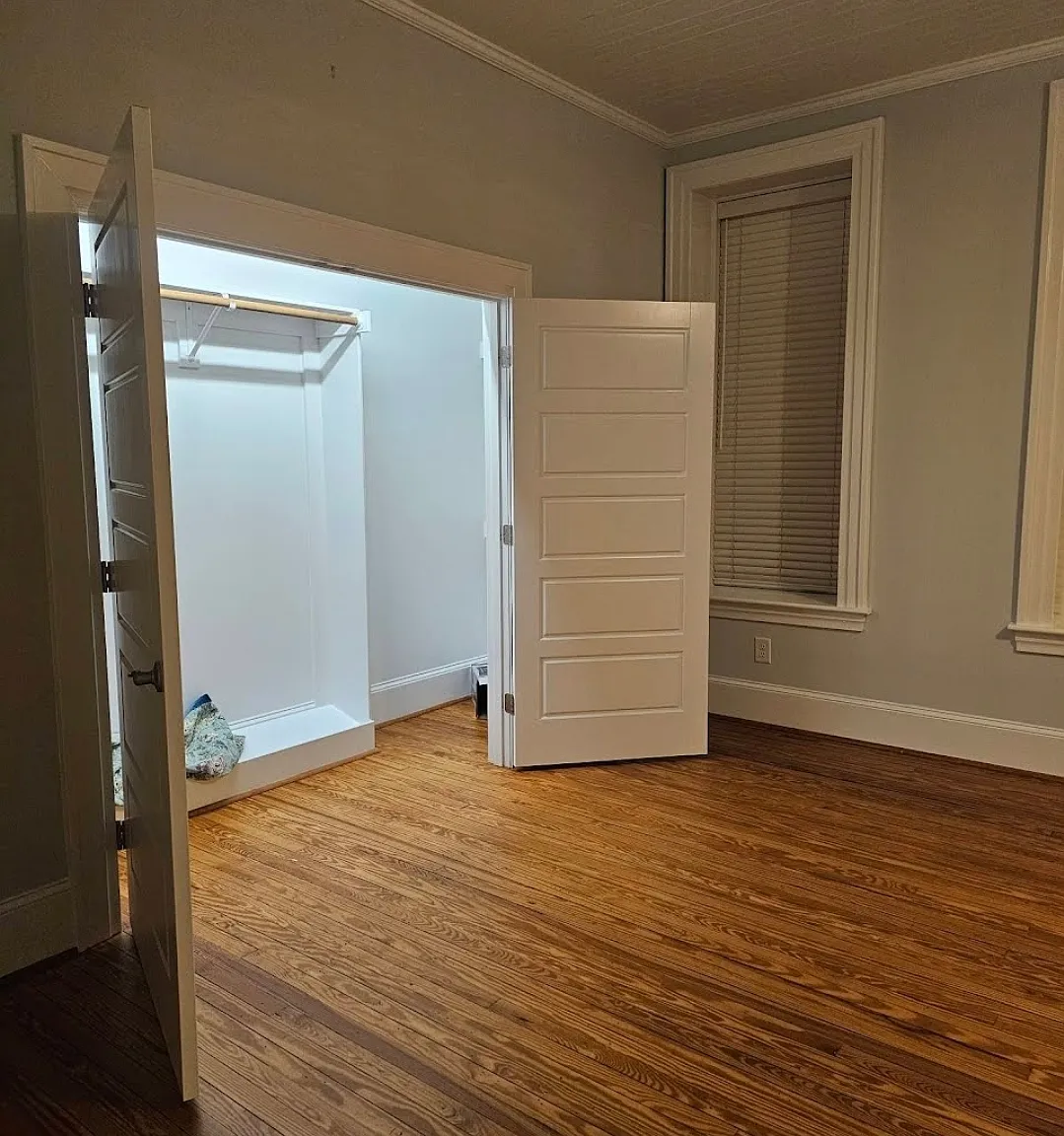 1 bed, 1000 sqft, $1,700 — Photo 3