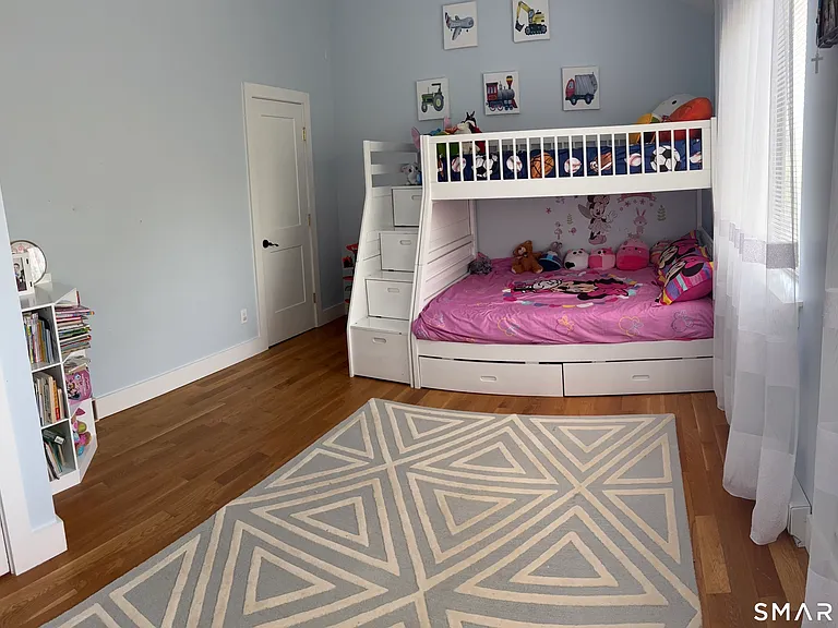 80 Lawn Ave #13 — Photo 12