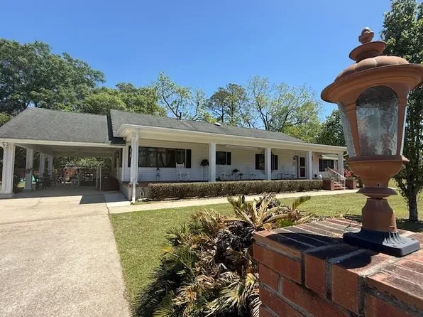 31 N Cone St, Quincy, FL 32351