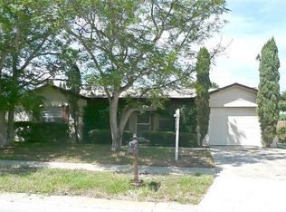 8605 Woodcrest Dr, Port Richey, FL 34668