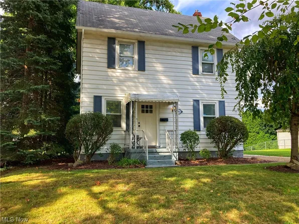 183 E Wilbeth Rd, Akron, OH 44301