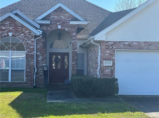 2421 Luke St, Lake Charles, LA 70605