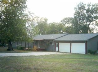 13705 Buttercup St, Henryetta, OK 74437