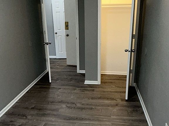 3rd image of 4437 S Greenwood Ave