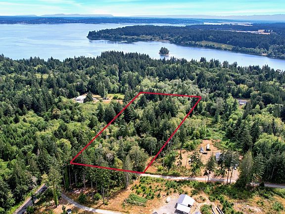 2nd image of 3853 146th Avenue SW