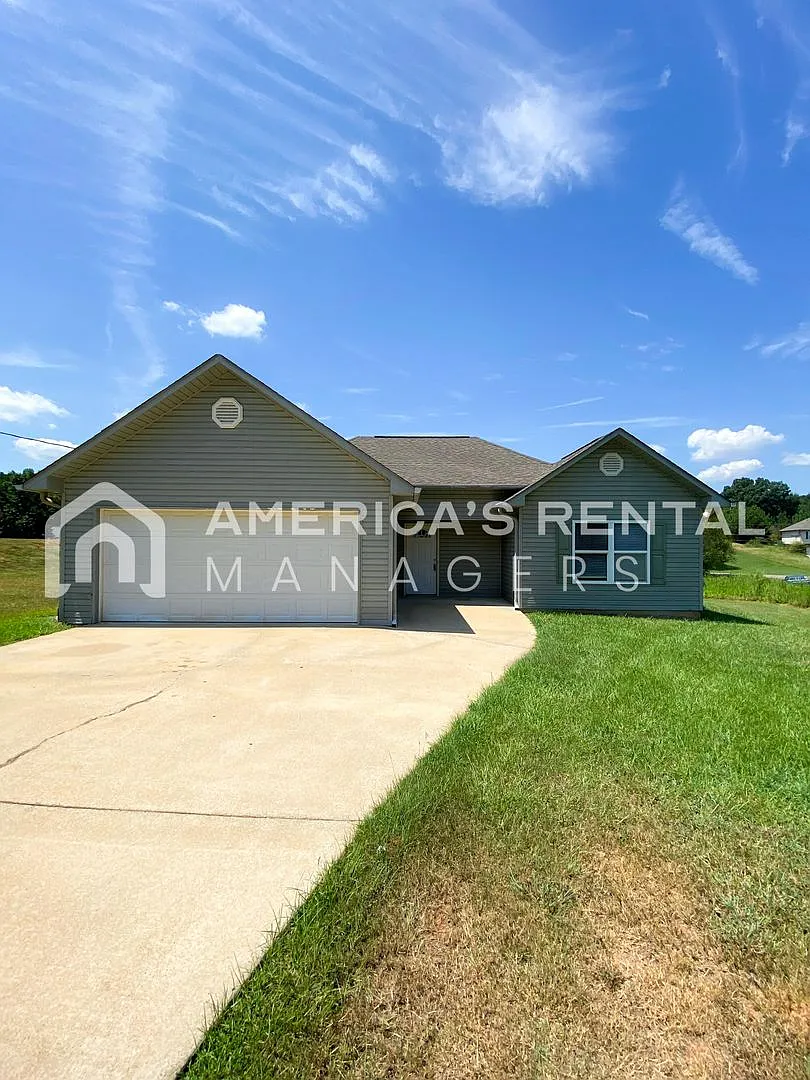 Home For Rent In Woodstock! Coming Soon — Photo 2