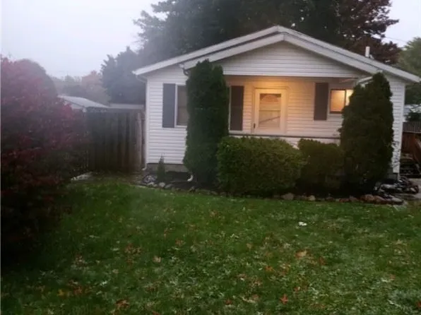 148 Sycamore Dr, Painesville, OH 44077
