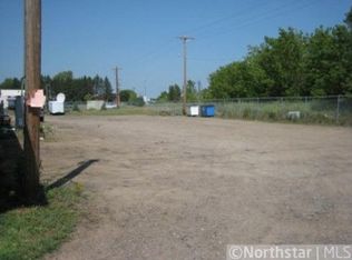 710 Main St S, Cambridge, MN 55008