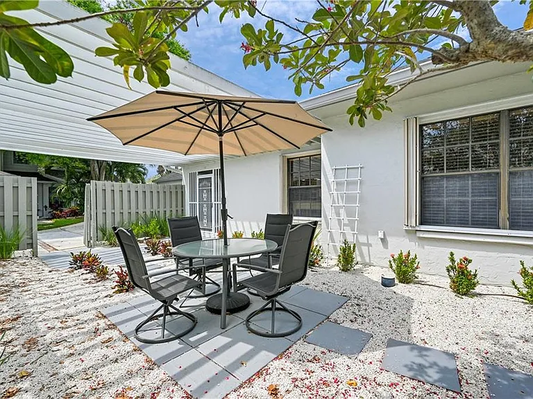 878 Meadowland Dr #4 — Photo 24