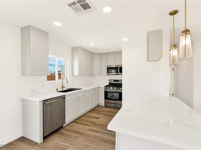 1900 W Carey Ave, North Las Vegas, NV, 89032