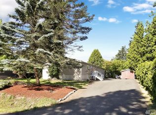 8247 Salish Ln, Blaine, WA 98230