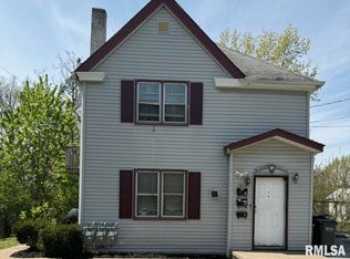 1012 Bridge Ave, Davenport, IA