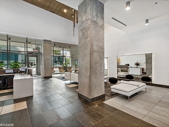 3rd image of 611 S Wells St APT 1803