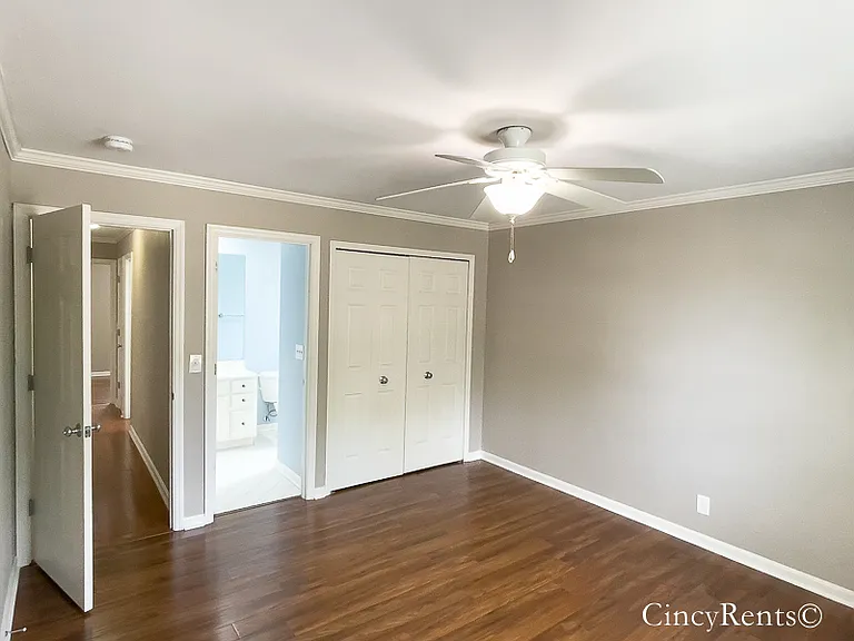 3695 Erie Ave #D — Photo 14