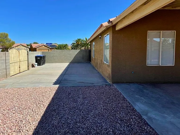 2317 Logsdon Dr — Photo 30