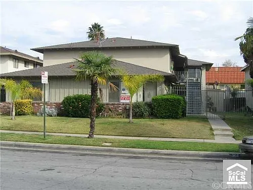 366 N Vecino Dr #6 Photo 1