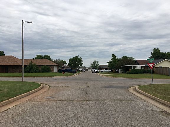 5th image of 3804 Windscape Ave