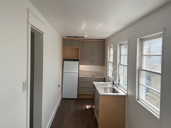 76 America St #76A