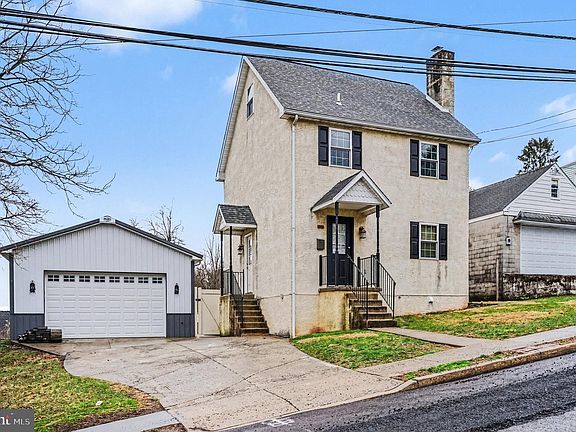2nd image of 116 Pikeland Ave