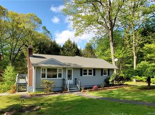 166 Amity St, Meriden, CT 06450