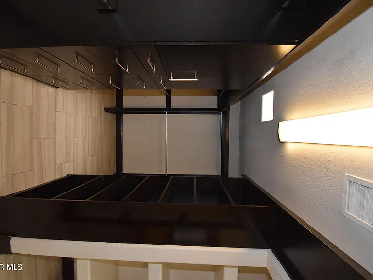 10800 Saigon Dr — Photo 16