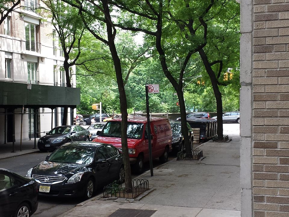 1st image of 6 W 95th St APT 3R