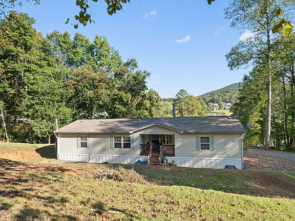 3rd image of 482 Hiwassee Dr