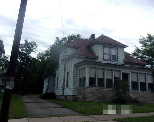 2nd image of 622 Evergreen Ct