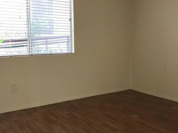 5th image of 1021 S Soto St APT 107