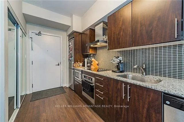 352 Front St W #2020 — Photo 3