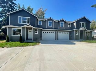 2747 Callahan Dr, Bremerton, WA 98310