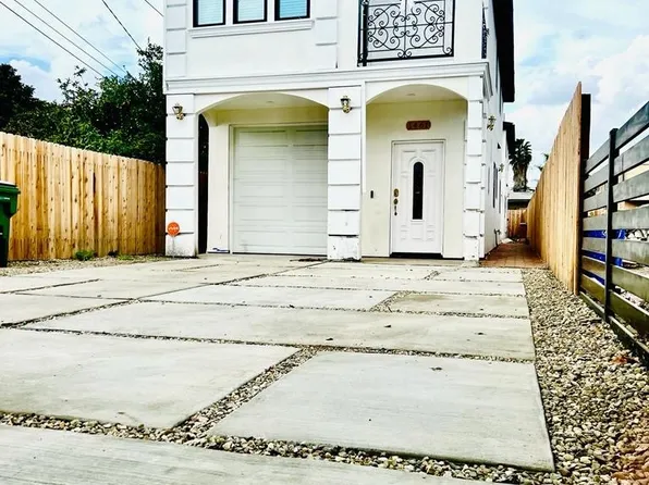 1461 E 109th St, Los Angeles, CA 90059