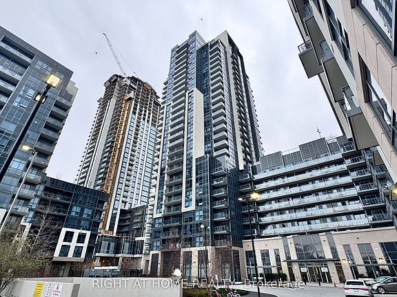 2nd image of 20 Meadowglen Pl #824