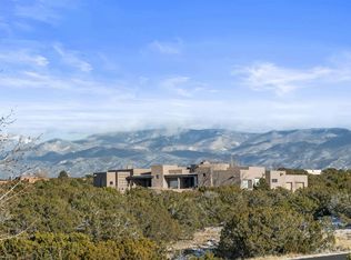 40 Mustang Mesa, Santa Fe, NM 87506