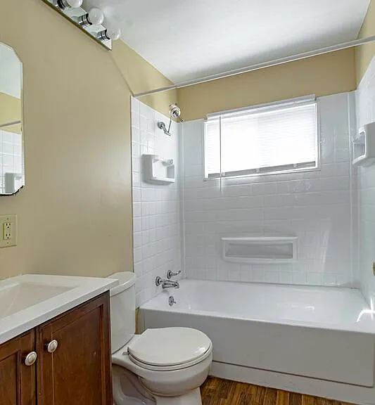 1925 W Jackson St #2 — Photo 15