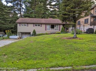 28 Shallow Beach Rd, Diamond Pt, NY 12824