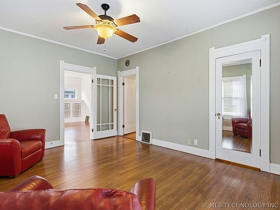 5th image of 1855 E 16th Pl