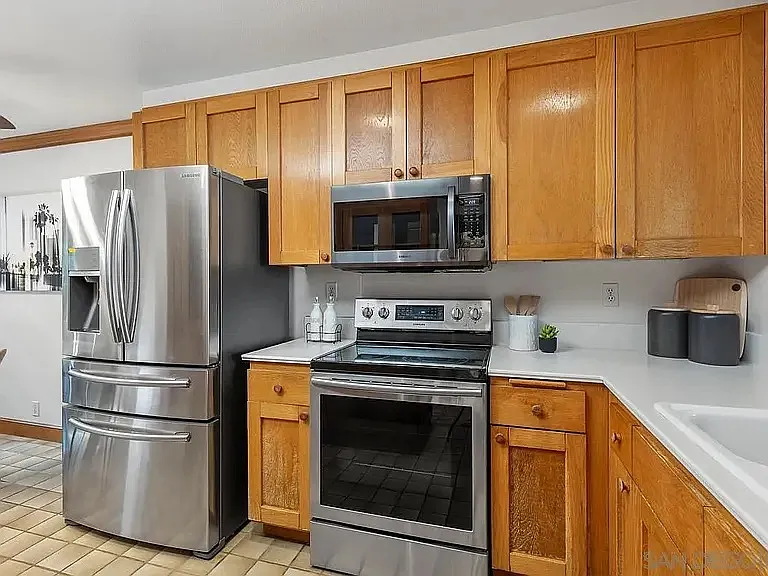 8840 Villa La Jolla Dr #203 — Photo 22